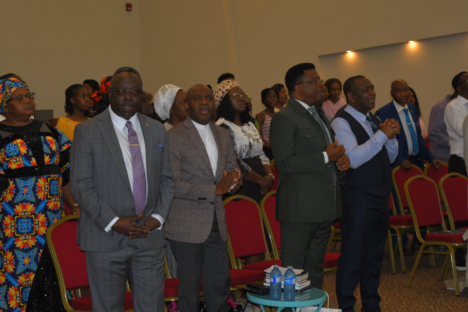 Congregation photo 8